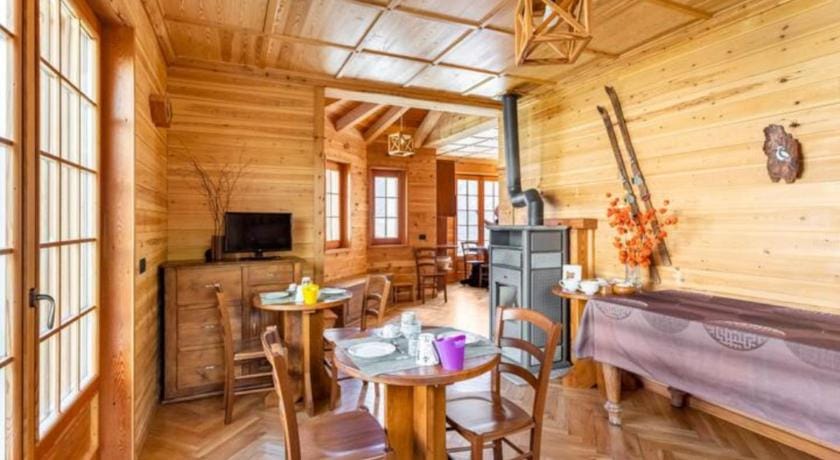 B&B Chalet Il Picchio Bed and Breakfast in Canton of Valais