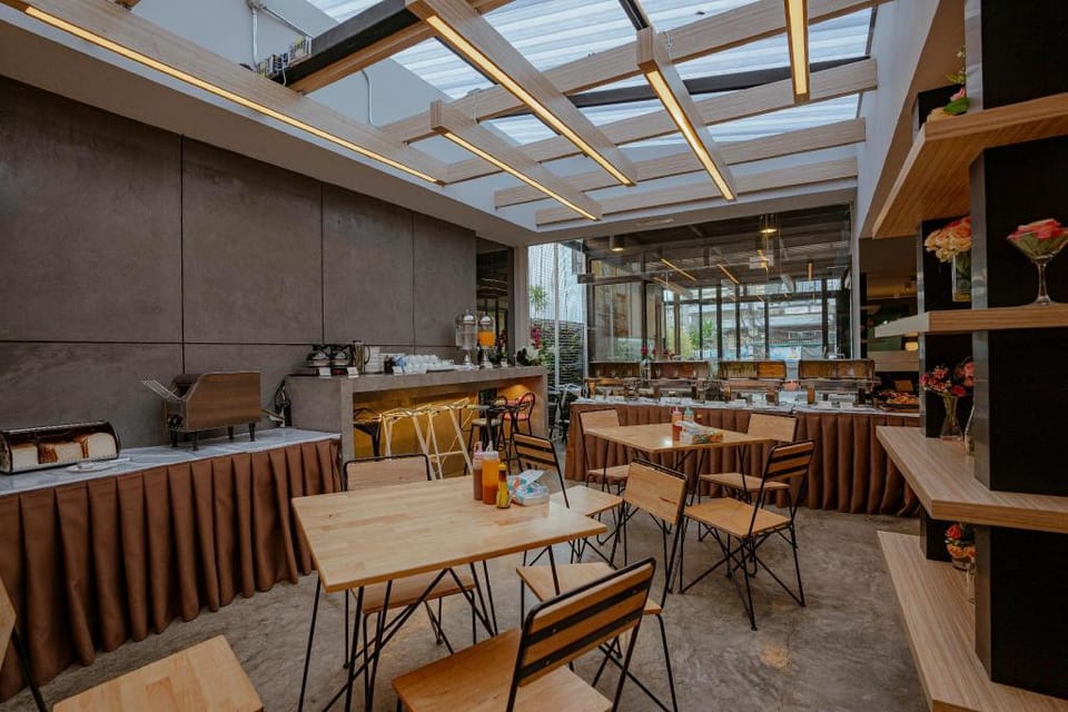 Peace Land Khaosan Hotel in Bangkok
