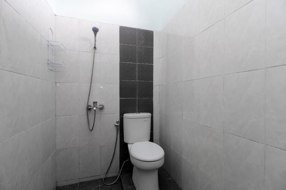 RedDoorz @ Jagakarsa 2 Bed and Breakfast in South Jakarta City