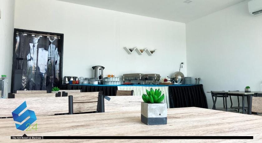 s24resortburiram Hotel in Laos