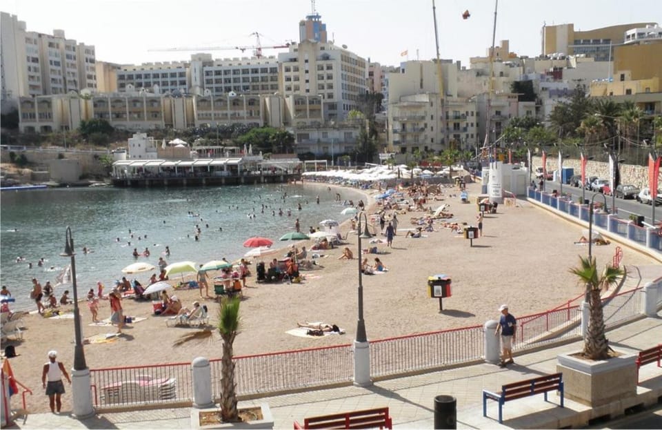 Luxury Apartment inc Pool & Views Apartment in Sliema