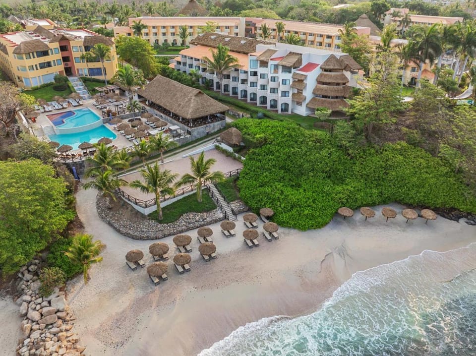 Family Selection at Grand Palladium Vallarta Resort & Spa - All Inclusive Resort in State of Nayarit