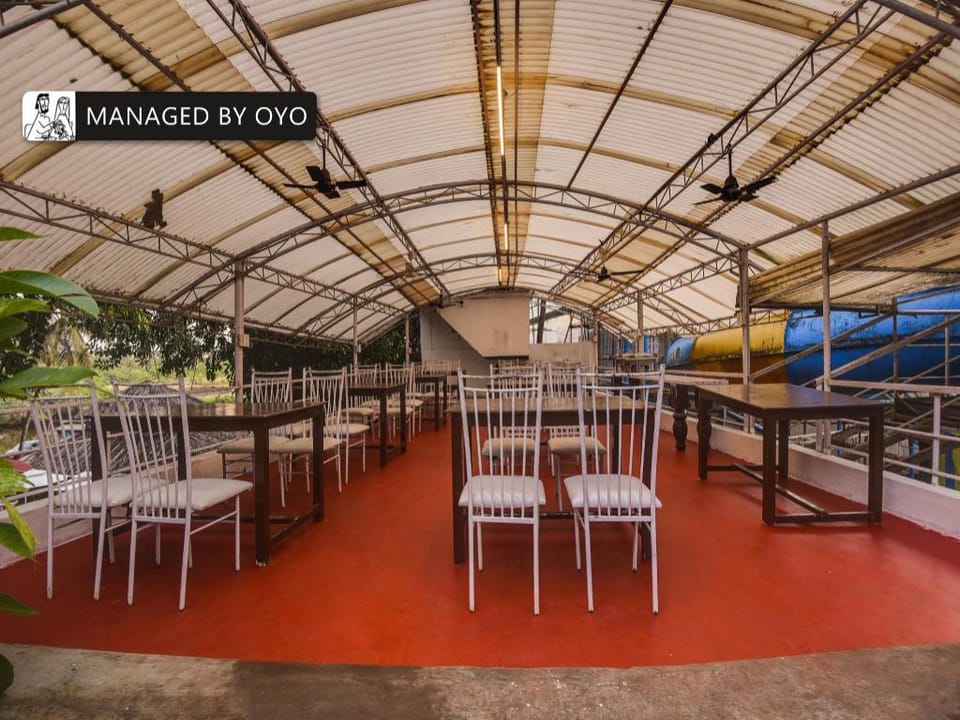 Super OYO Arpora Baga Hotel in Baga