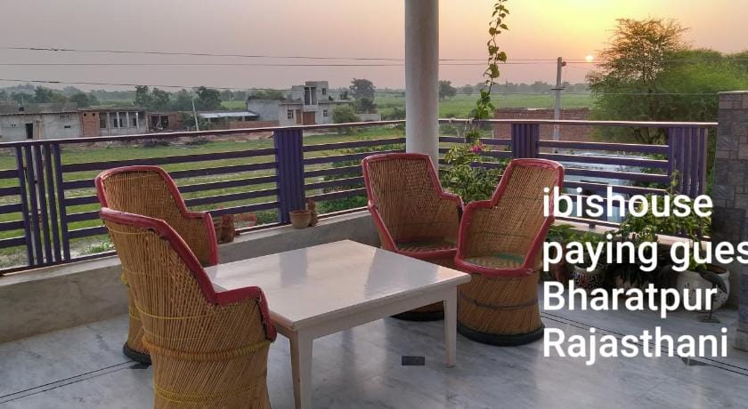 IbisHouse Farm Stay Bed and Breakfast in Uttar Pradesh