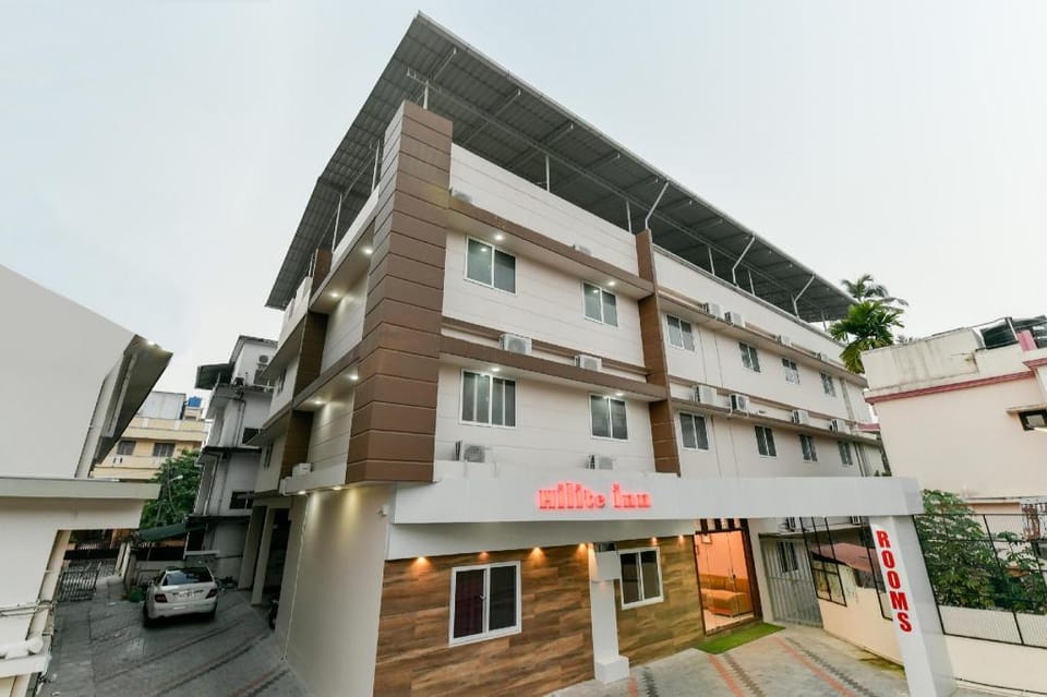 Hotel Hilite inn Hotel in Kochi