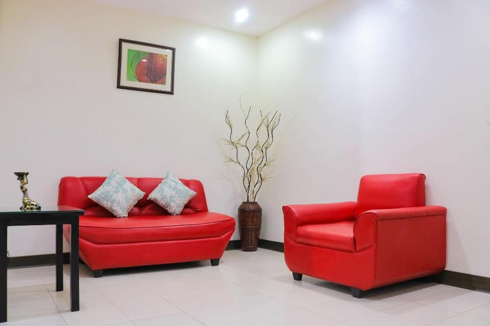 RedDoorz Plus @ Mabolo Cebu Hotel in Lapu-Lapu City