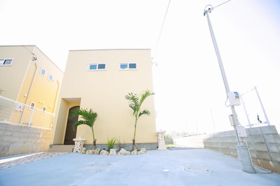 Irie House Apartment in Okinawa Prefecture
