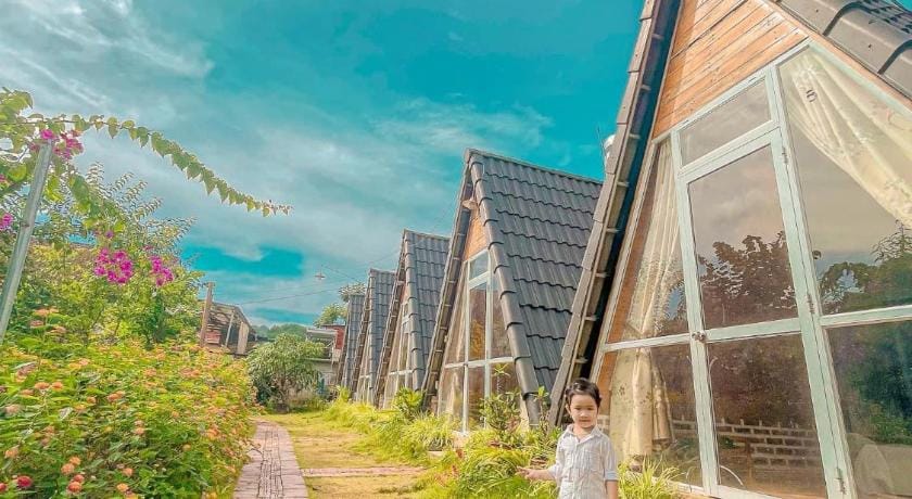 Homestay Bình Huy Motel in Laos