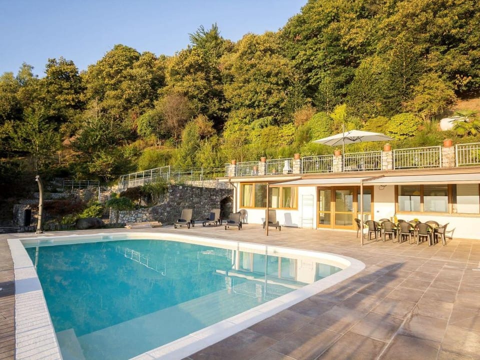 Lakeside Mansion with Pool Vacation rental in Province of Brescia