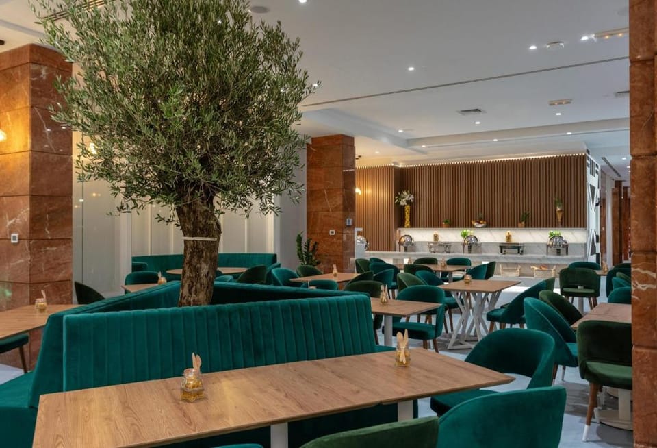 LEVA Hotel and Suites Opposite Downtown Apartment hotel in Dubai