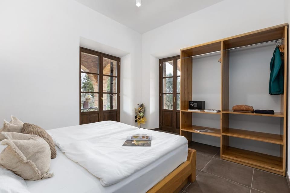 Tuscany Living - Terra Antica Farm Stay in Tuscany