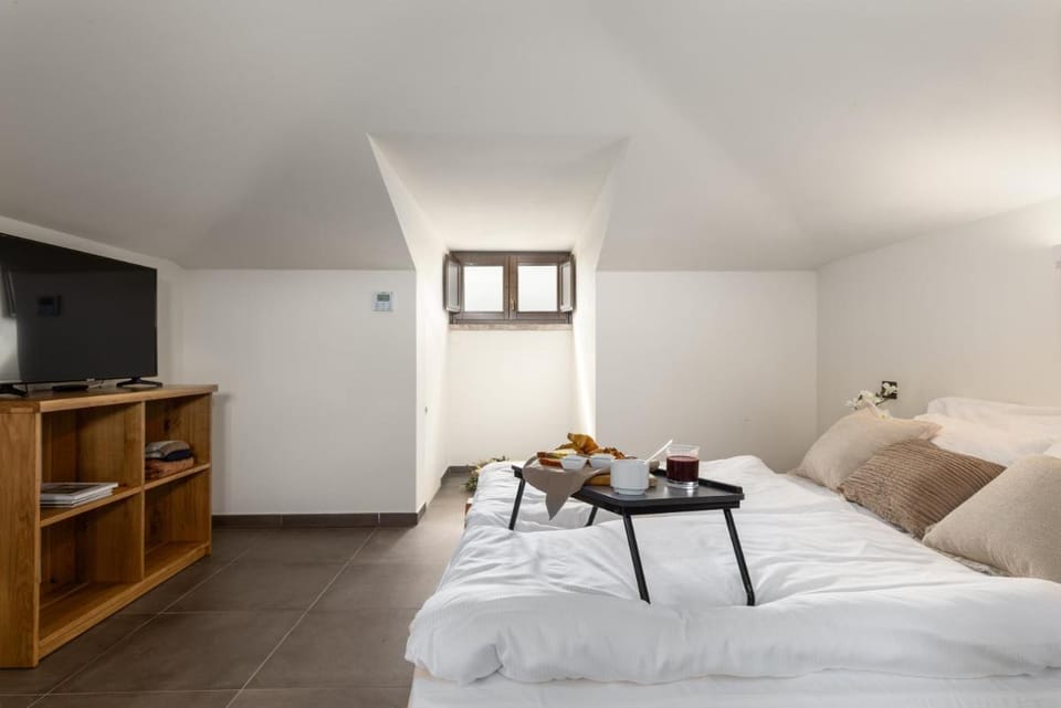 Tuscany Living - Terra Antica Farm Stay in Tuscany