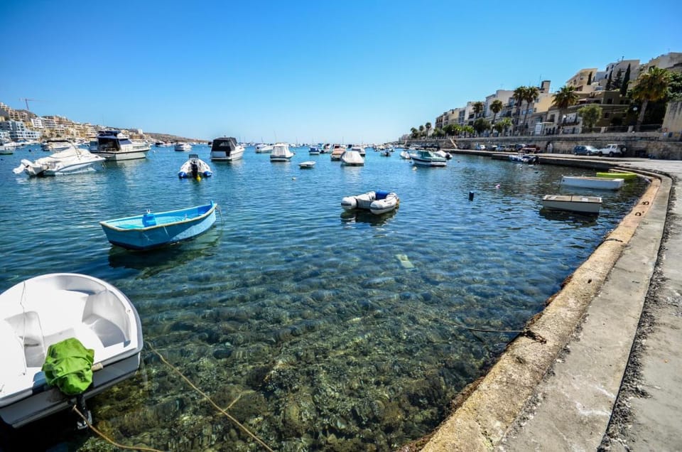 GetawaysMalta - Seashells Penthouse 12 with terrace and sea view in Bugibba Apartment in Saint Paul's Bay