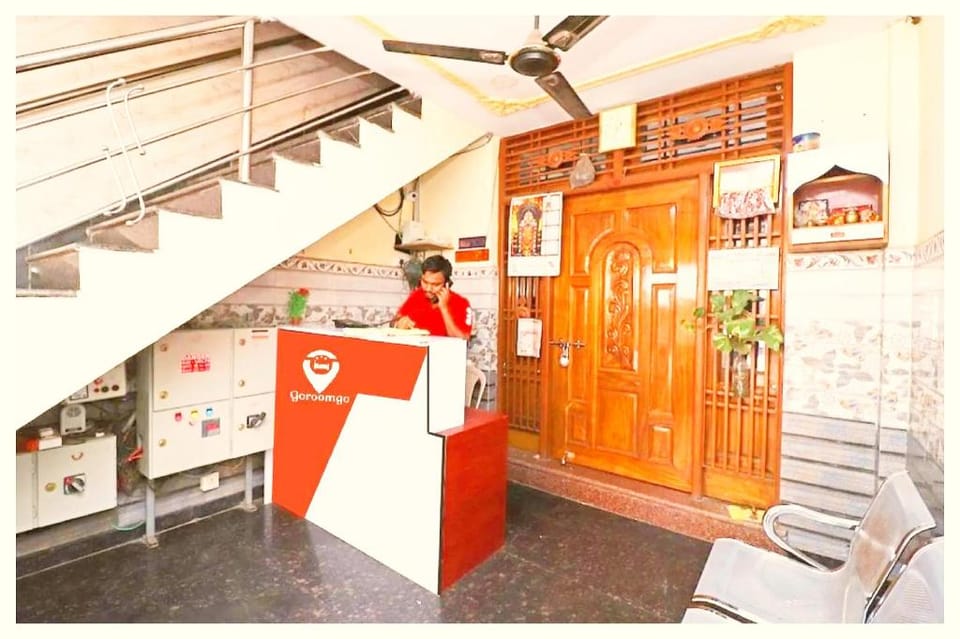 Goroomgo Jagannath Lodge Near Shree Jagannath Temple Puri Hotel in Puri