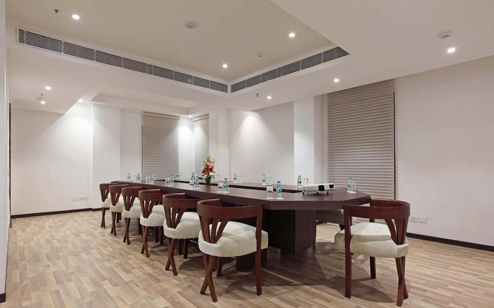 The Royal Phular Hotel, Muzaffarpur Hotel in India