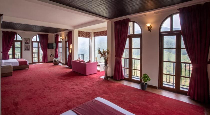 The Wind Castle Hotel in Nuwara Eliya