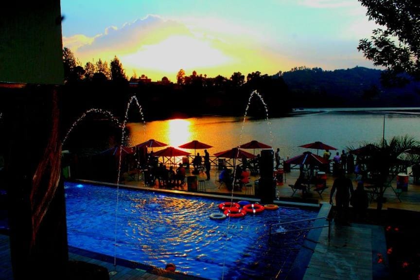 Bunyonyi Safaris Resort Resort in Uganda