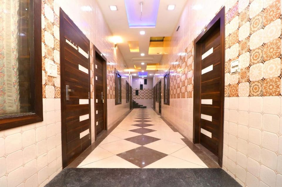 Hotel O Max Hotel in Punjab, India