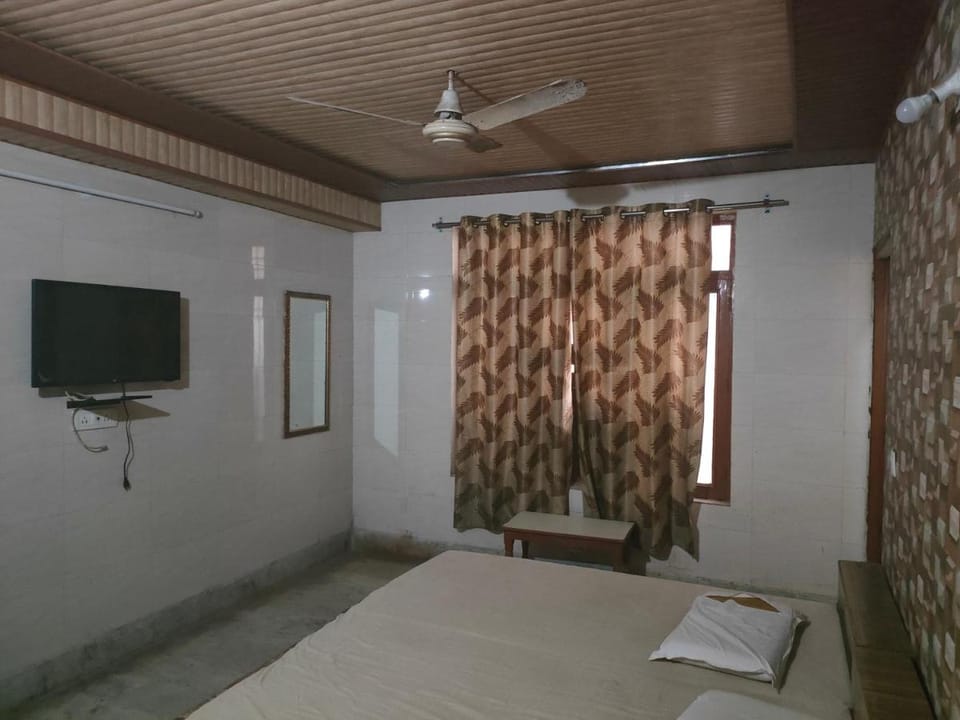 Shubhadra Guest House Vacation rental in Uttar Pradesh