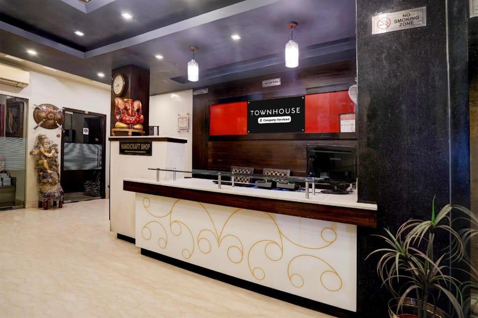 Townhouse Bani Park Formerly Aroma Residency Hotel in Jaipur