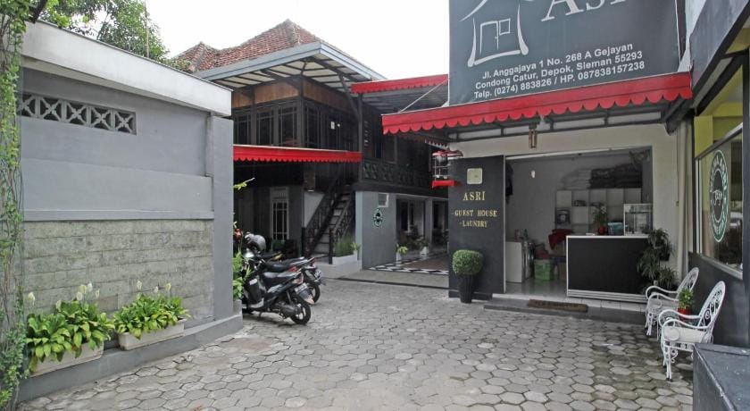 RedDoorz near Terminal Condong catur Bed and Breakfast in Special Region of Yogyakarta
