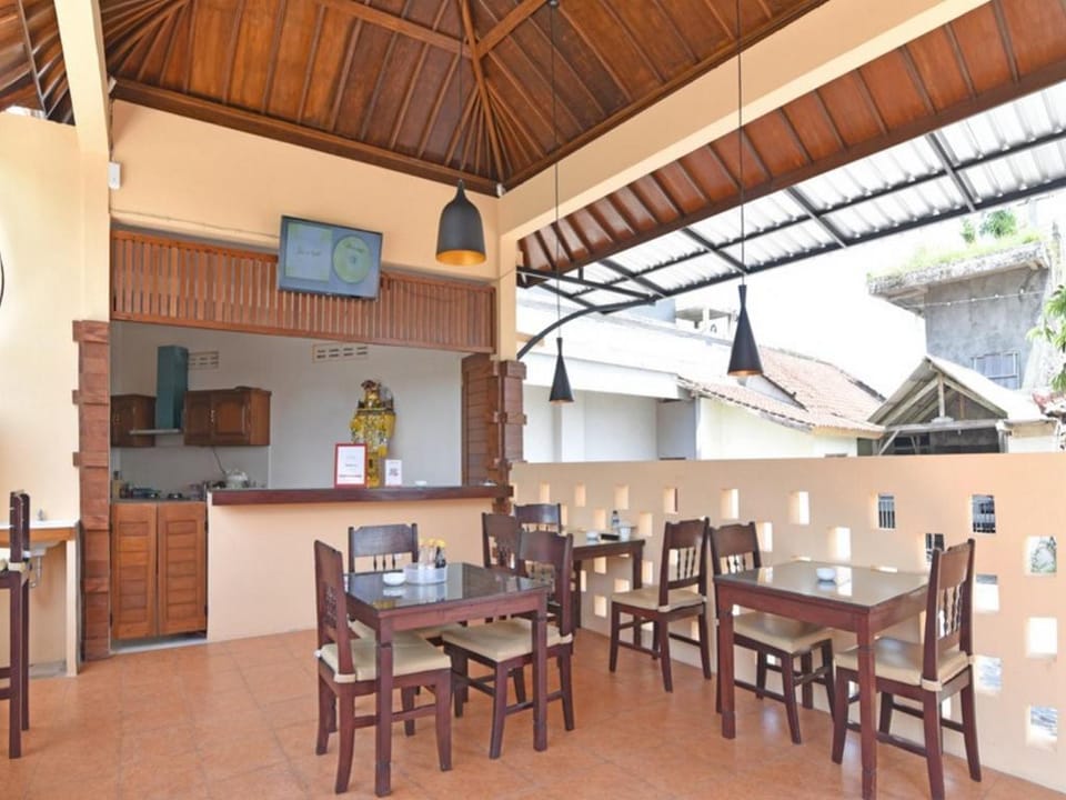 RedDoorz @ Uluwatu Bali Bed and Breakfast in Bali