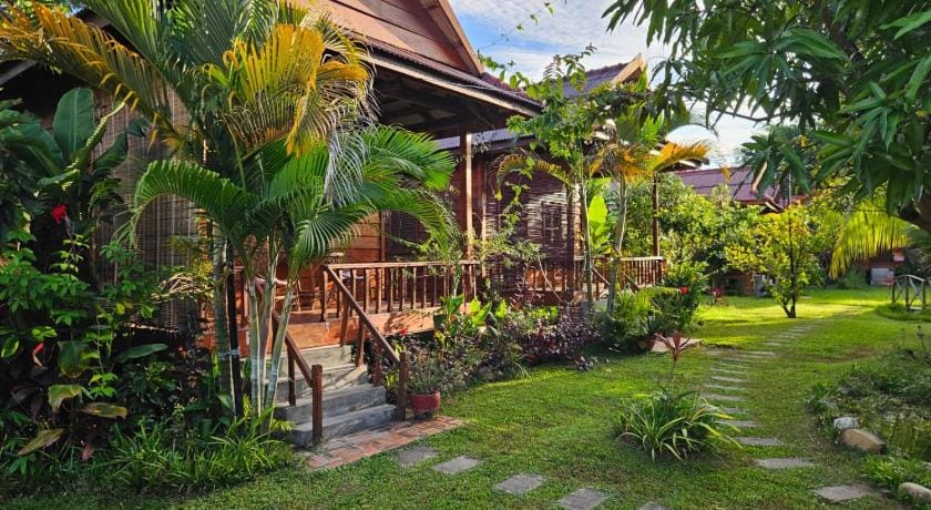 The Hidden Oasis Bungalows Bed and Breakfast in Cambodia