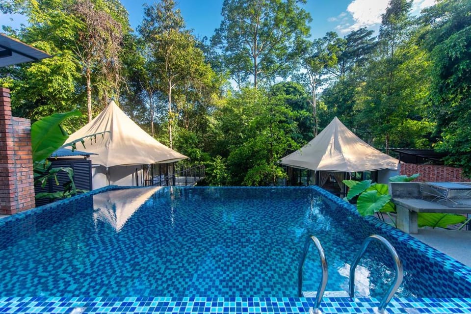Boulder Valley Luxury tent in Penang
