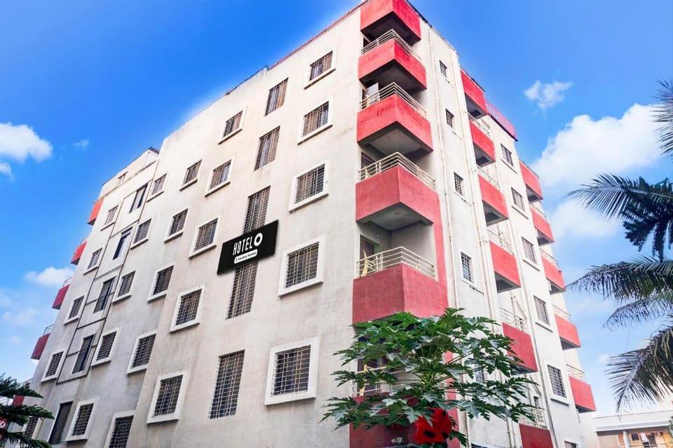 Super Hotel O Laxmi Chowk Hinjewadi Hotel in Maharashtra
