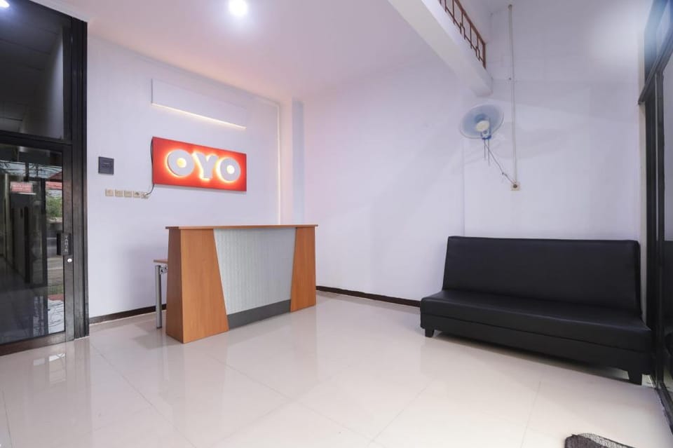 OYO 176 Virgo Residence Hotel in Jakarta