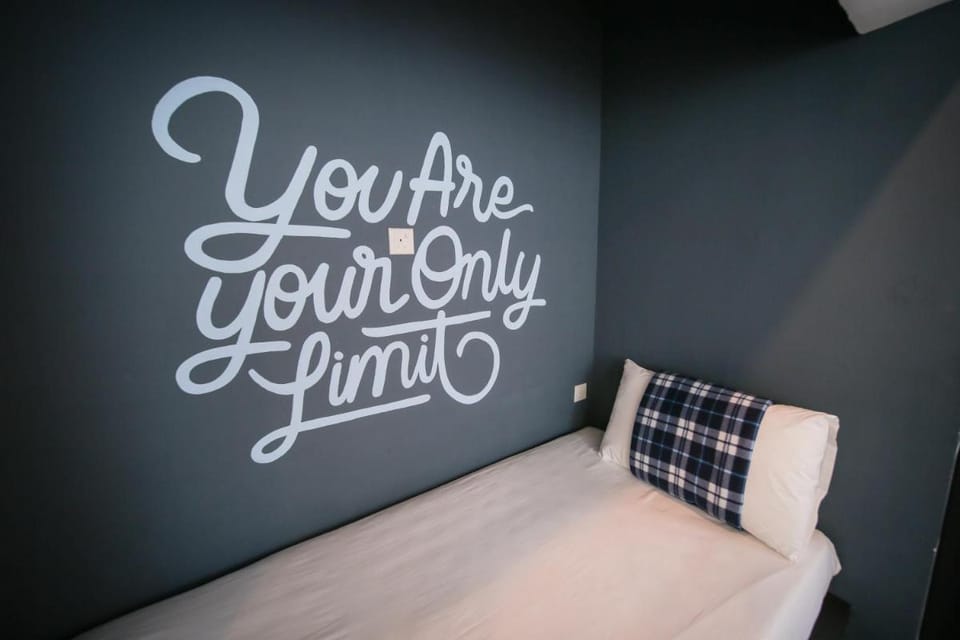 The Best Hotel in Bayan Lepas - THE LOV PENANG Bed and Breakfast in Bayan Lepas