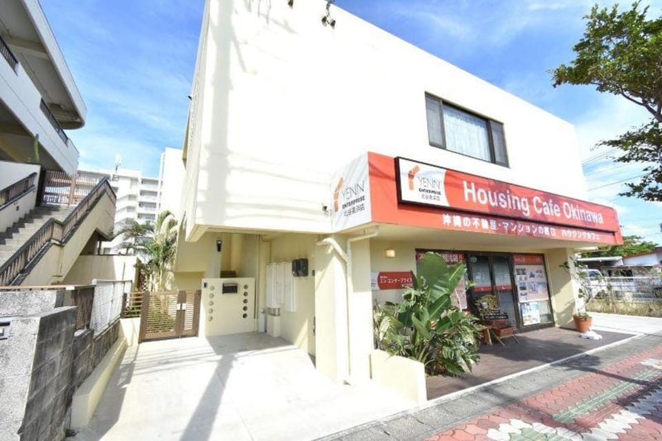La Hacienda Marina Bay Chatan Apartment in Okinawa Prefecture