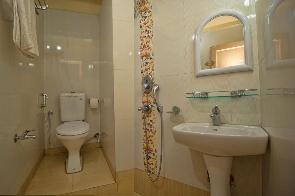 Hotel O Golden Moments Hotel in West Bengal