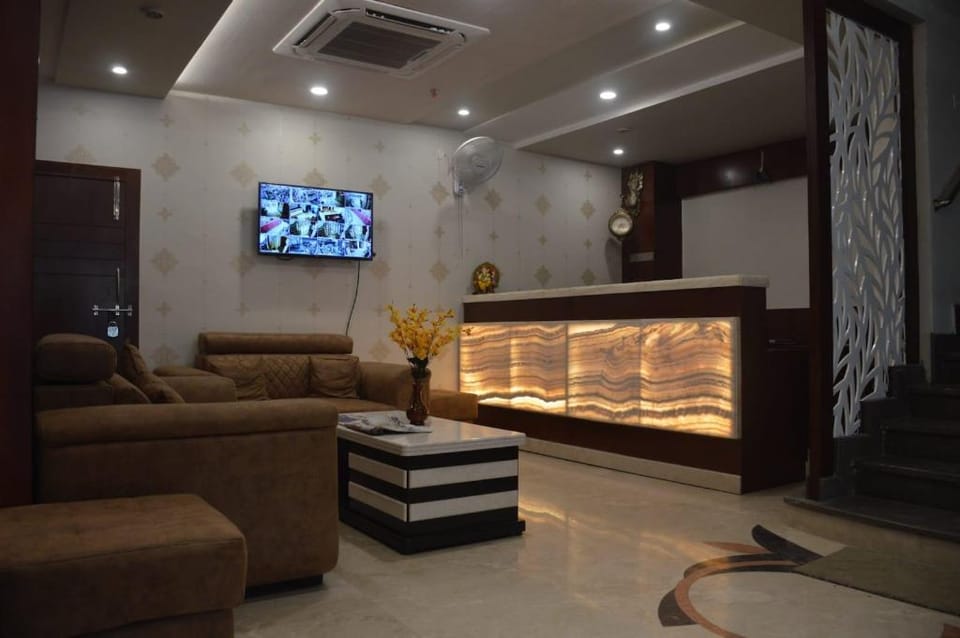 Hotel midcity Hotel in Varanasi