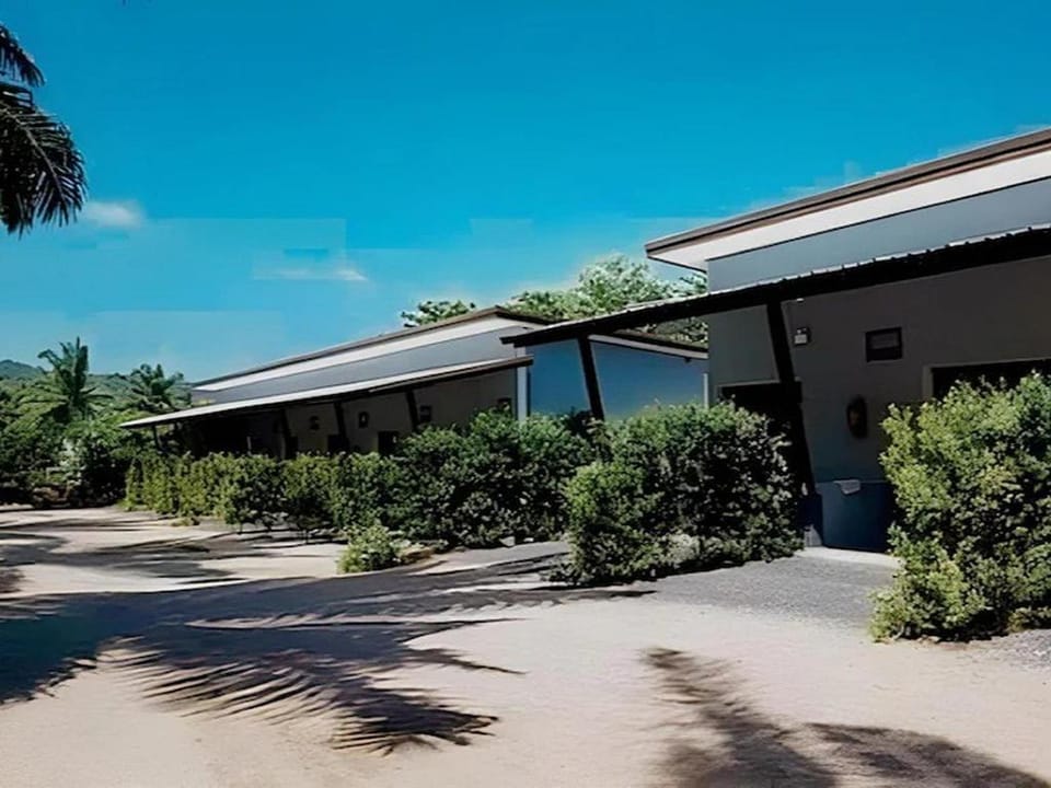 Golden Palm Resort Hotel in Krabi Changwat