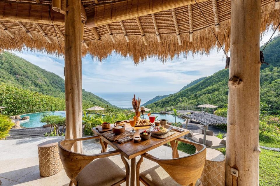 Mathis Lodge Resort in Abang