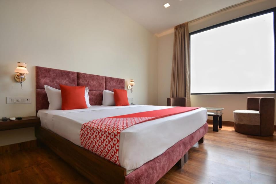 Hotel O The Phoenix House Hotel in Punjab, India