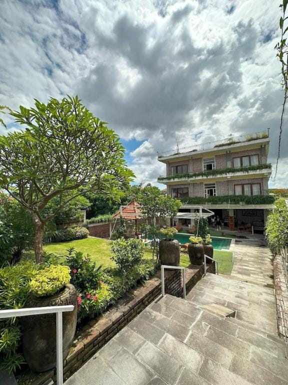 Oka's Guest House Hotel in North Kuta