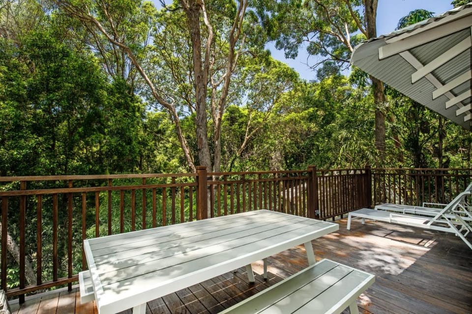 Dual-living amongst the rainforest, Little Cove Vacation rental in Noosa Heads