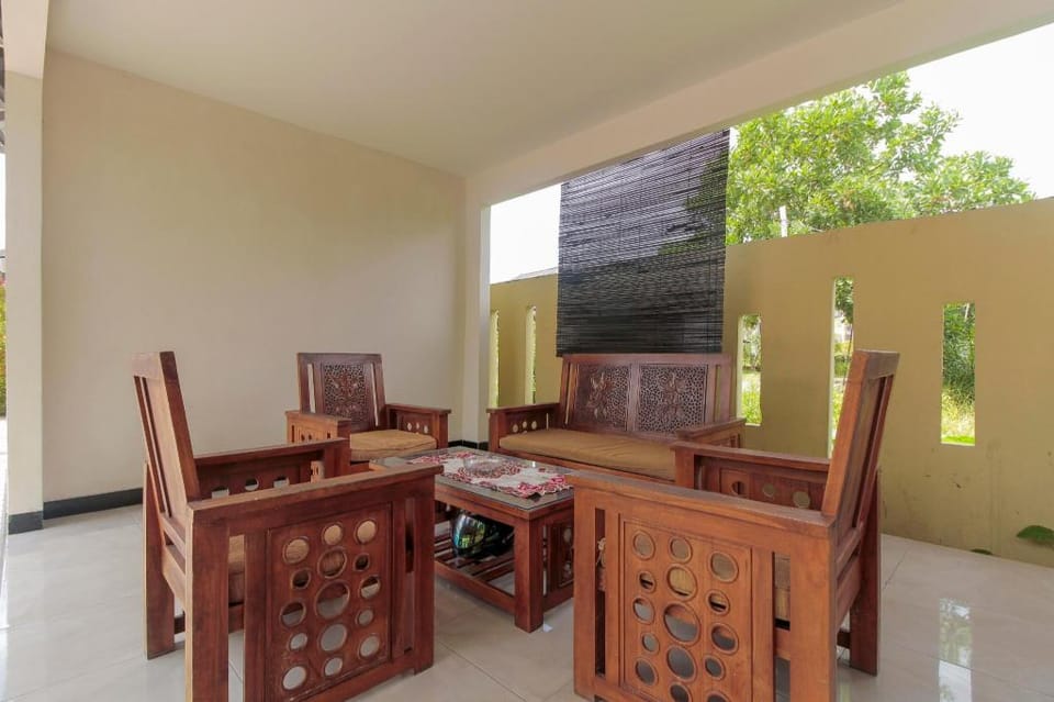 RedDoorz @ Jalan Bukit Keminting Bed and Breakfast in Indonesia