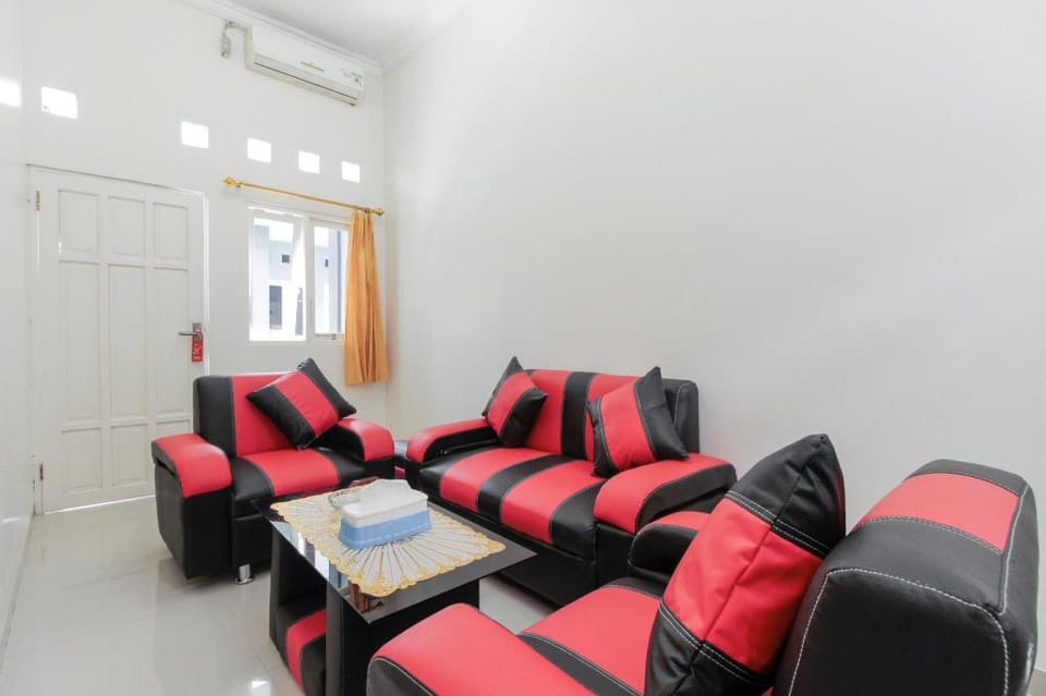RedDoorz near Universitas Palangkaraya Bed and Breakfast in Indonesia
