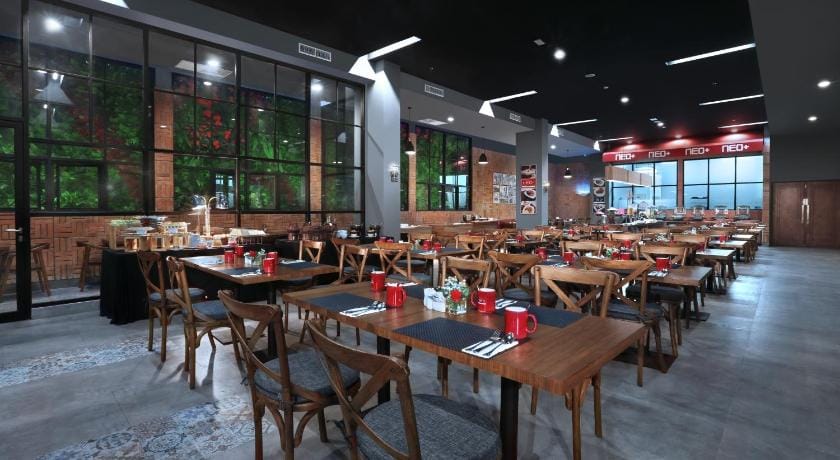 NEO+Waru-Sidoarjo by ASTON Hotel in East Java