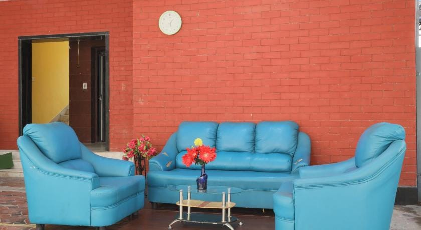 Green Tree Hotel-Near VFS Global and Ramee Mall Hotel in Chennai