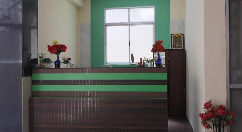 Green Tree Hotel-Near VFS Global and Ramee Mall Hotel in Chennai