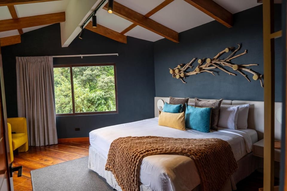 Koora Hotel-a Cloud Forest Resort Hotel in Monteverde