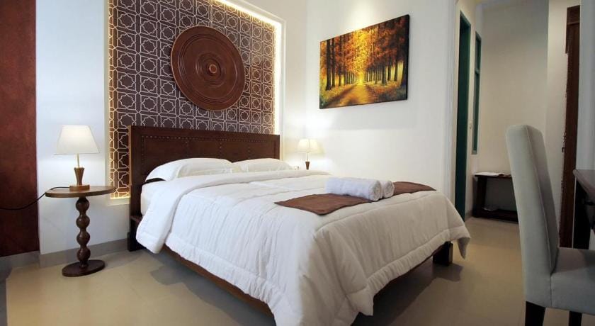Rumah Jawa Guest House (Syariah) Bed and Breakfast in Yogyakarta