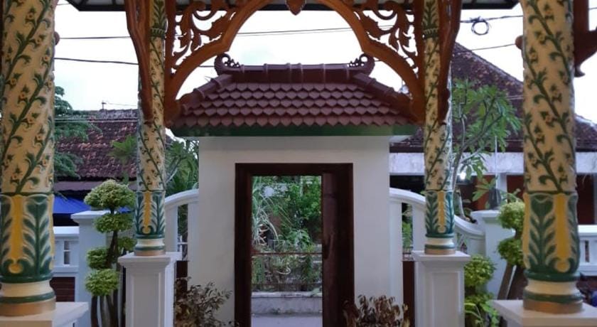 Rumah Jawa Guest House (Syariah) Bed and Breakfast in Yogyakarta