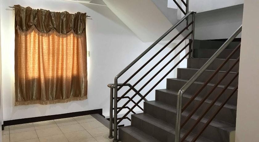 Meaco Royal Hotel-Malabon Hotel in Region of Manila
