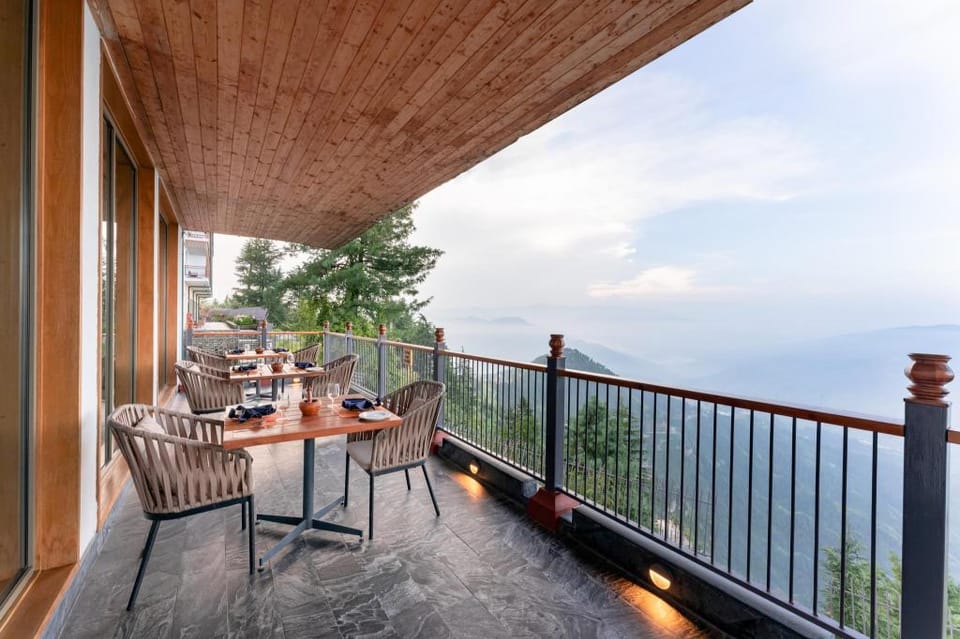 Taj Theog Resort & Spa, Shimla Resort in Himachal Pradesh