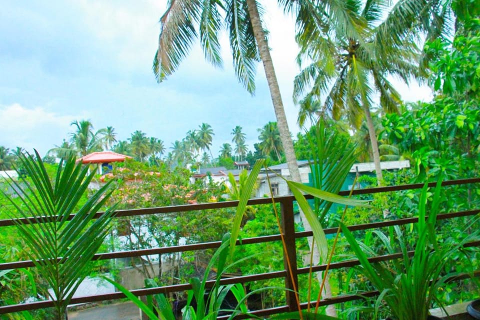 Onilwe Resort Weligama Bed and Breakfast in Southern Province